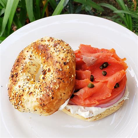 Bagels and lox dating site